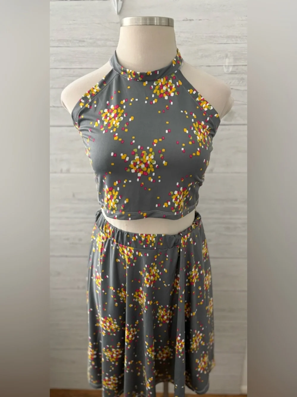 REBDOLLS 2-Piece Skirt and Halter Set Women's Size 1X - Picture 4 of 12